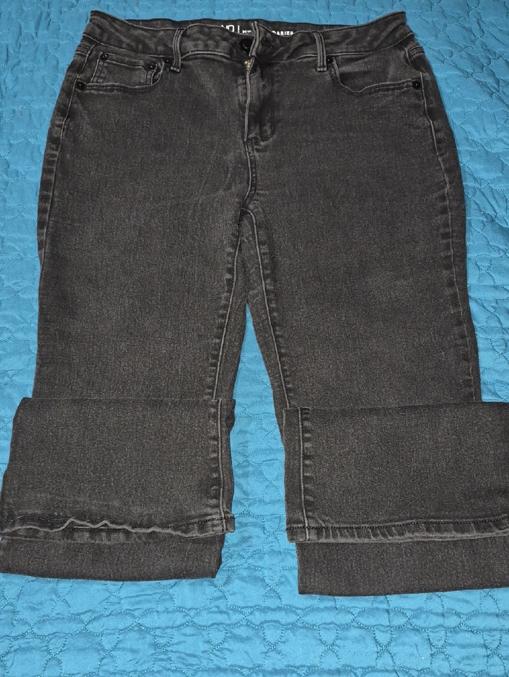No Boundaries Black Washed Cropped Jeans